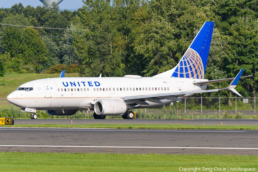 United Airlines Boeing 737-7V3 (N12754) | Photo 583880