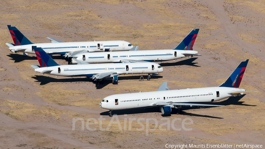 Delta Air Lines Boeing 767-332 (N127DL) | Photo 251605