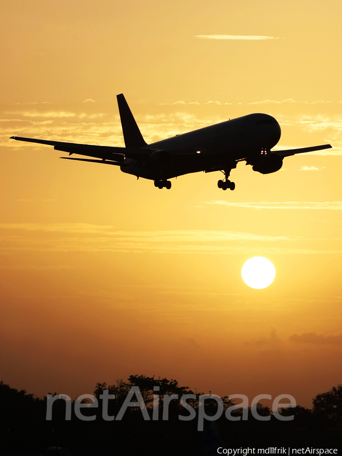 Delta Air Lines Boeing 767-332 (N127DL) | Photo 373344