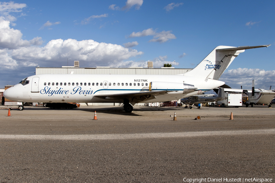 Skydive Perris McDonnell Douglas DC-9-21 (N127NK) | Photo 477809