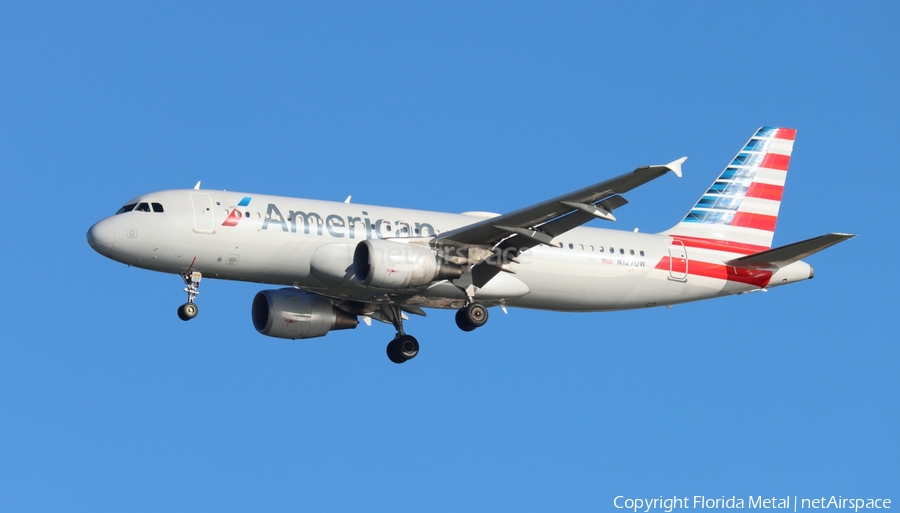 American Airlines Airbus A320-214 (N127UW) | Photo 566552
