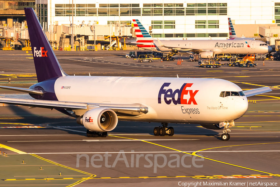 FedEx Boeing 767-3S2F(ER) (N128FE) | Photo 503078