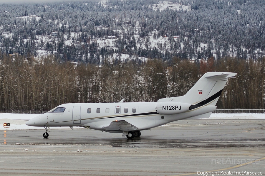 (Private) Pilatus PC-24 (N128PJ) | Photo 535448