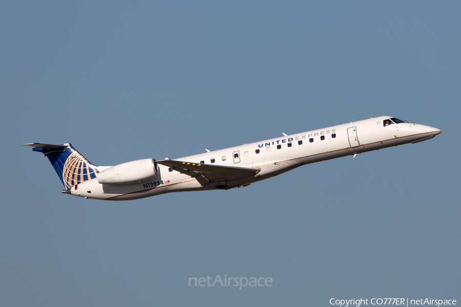 United Express (ExpressJet Airlines) Embraer ERJ-145EP (N12934) | Photo 59567