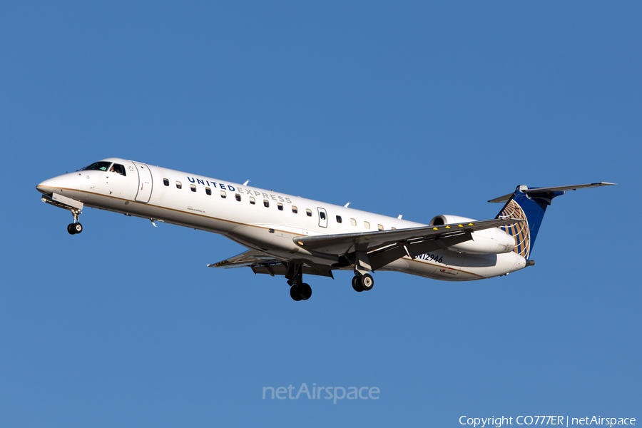 United Express (ExpressJet Airlines) Embraer ERJ-145EP (N12946) | Photo 34151