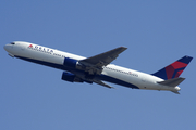 Delta Air Lines Boeing 767-332(ER) (N129DL) at  Los Angeles - International, United States