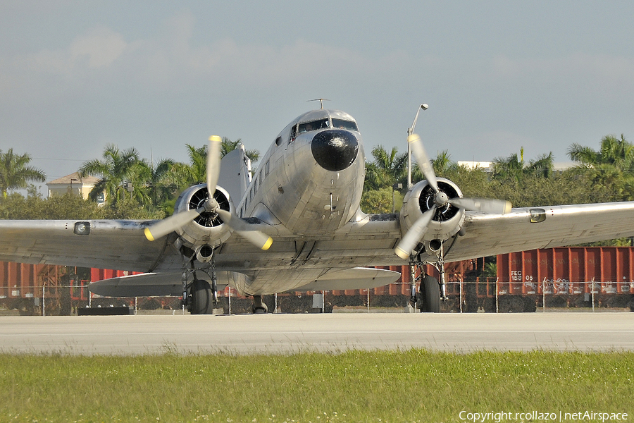 (Private) Douglas C-47A Skytrain (N12BA) | Photo 11613