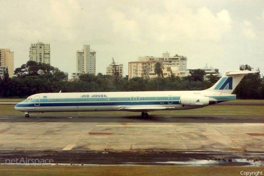 Air Aruba McDonnell Douglas MD-88 (N12FQ) | Photo 73786