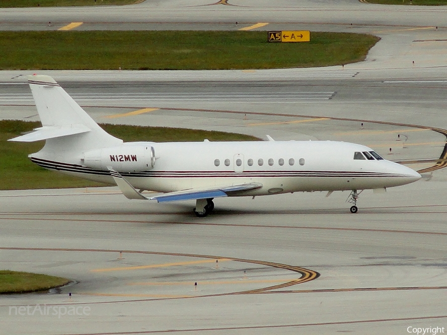 (Private) Dassault Falcon 2000 (N12MW) | Photo 19912