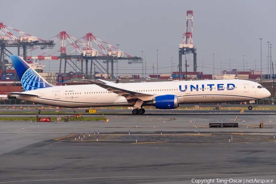 United Airlines Boeing 787-10 Dreamliner (N13013) | Photo 469382