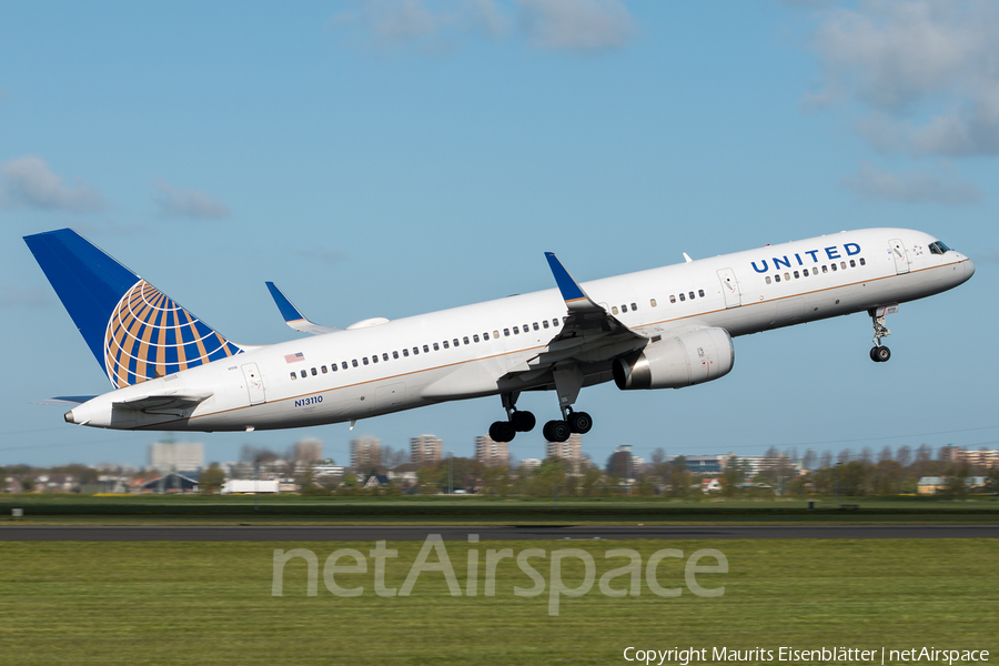 United Airlines Boeing 757-224 (N13110) | Photo 112826