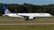 United Airlines Boeing 757-224 (N13110) at  Hamburg - Fuhlsbuettel (Helmut Schmidt), Germany