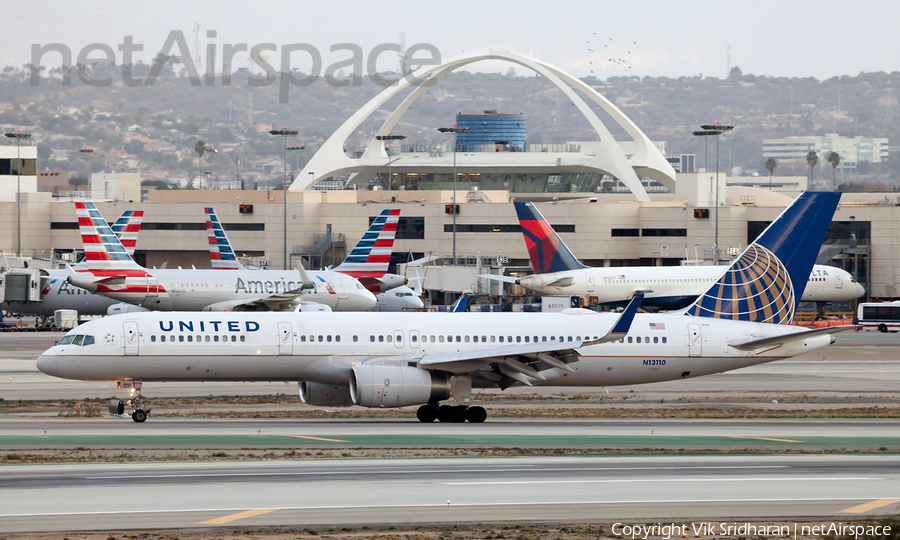 United Airlines Boeing 757-224 (N13110) | Photo 96595