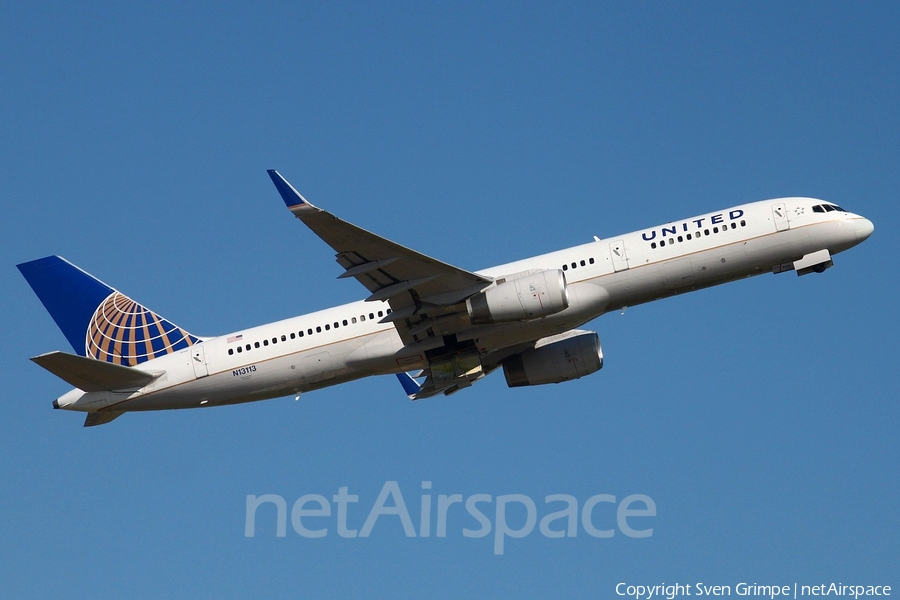 United Airlines Boeing 757-224 (N13113) | Photo 22496