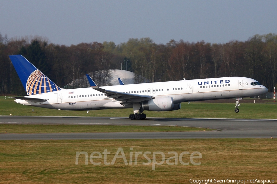 United Airlines Boeing 757-224 (N13113) | Photo 44365