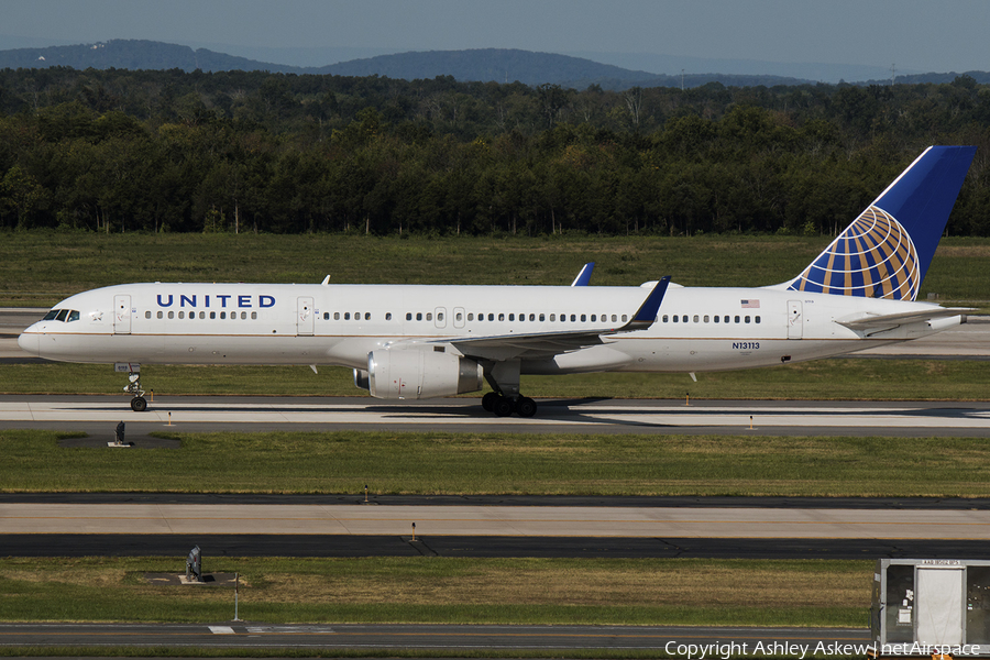 United Airlines Boeing 757-224 (N13113) | Photo 85575