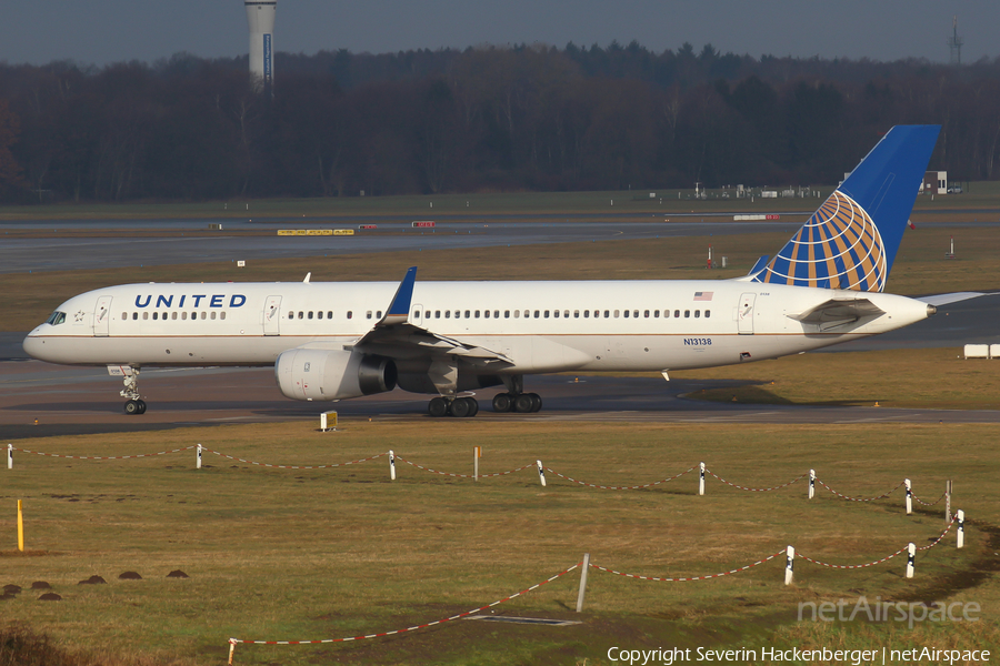 United Airlines Boeing 757-224 (N13138) | Photo 203445