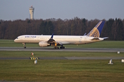 United Airlines Boeing 757-224 (N13138) at  Hamburg - Fuhlsbuettel (Helmut Schmidt), Germany