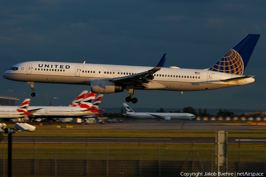 United Airlines Boeing 757-224 (N13138) | Photo 187383