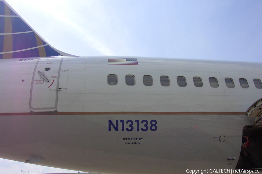 United Airlines Boeing 757-224 (N13138) | Photo 26102