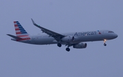 American Airlines Airbus A321-231 (N132AN) at  Los Angeles - International, United States