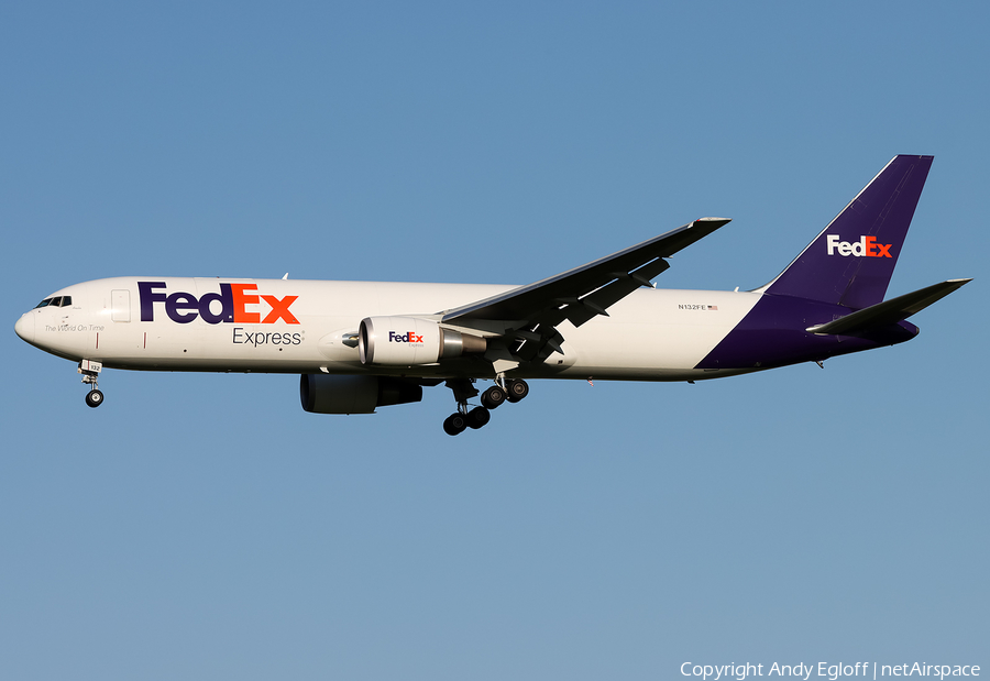 FedEx Boeing 767-3S2F(ER) (N132FE) | Photo 384156