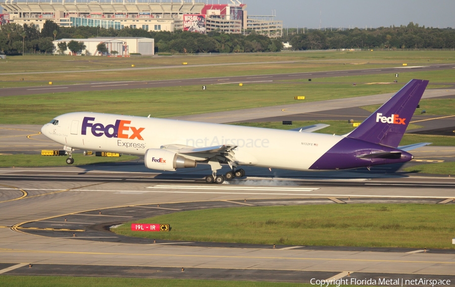 FedEx Boeing 767-3S2F(ER) (N132FE) | Photo 299837