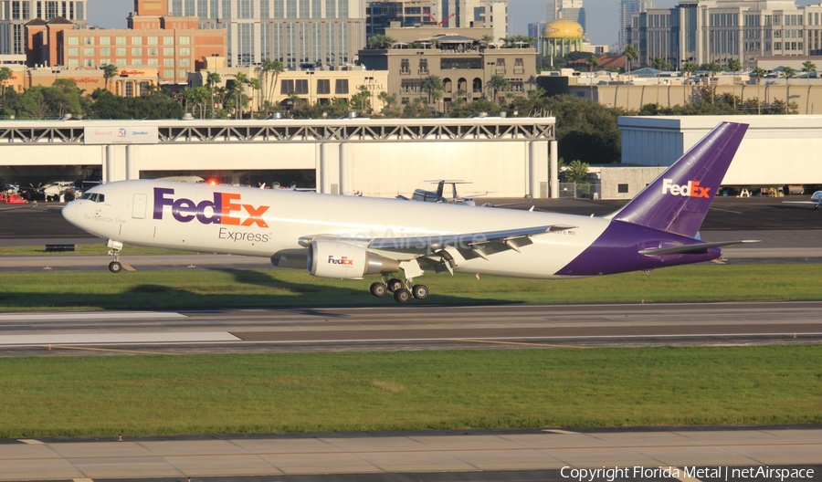 FedEx Boeing 767-3S2F(ER) (N132FE) | Photo 566723