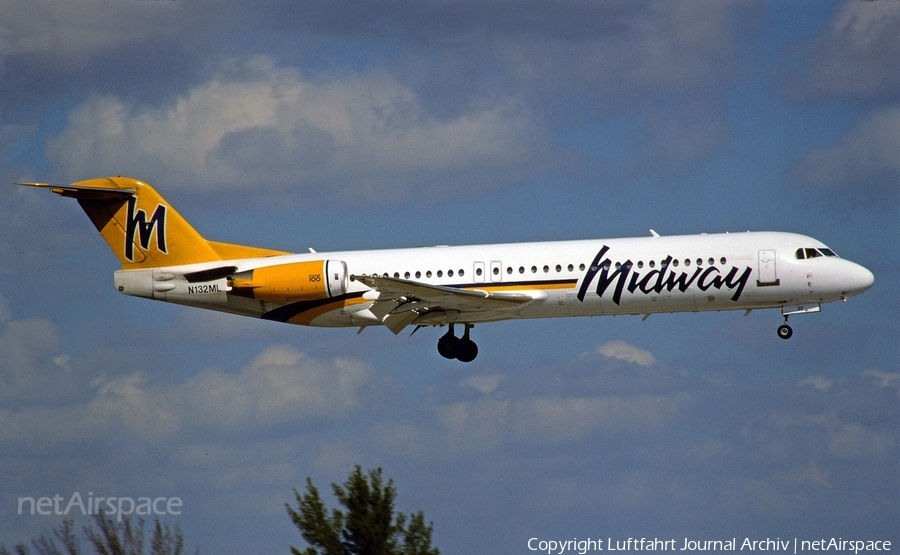 Midway Airlines (1993) Fokker 100 (N132ML) | Photo 439165