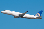 United Express (SkyWest Airlines) Embraer ERJ-175LR (ERJ-170-200LR) (N133SY) at  Los Angeles - International, United States