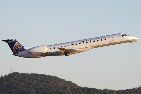 United Express (ExpressJet Airlines) Embraer ERJ-145LR (N13553) at  Birmingham - International, United States