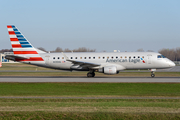US Airways Express (Republic Airlines) Embraer ERJ-175LR (ERJ-170-200LR) (N135HQ) at  Montreal - Pierre Elliott Trudeau International (Dorval), Canada