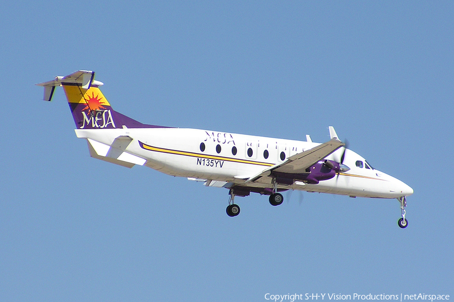 Mesa Airlines Beech 1900D (N135YV) | Photo 2893