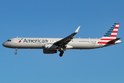 American Airlines Airbus A321-231 (N136AN) at  Los Angeles - International, United States