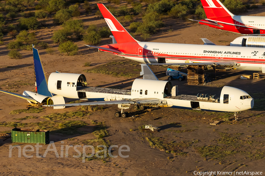 Delta Air Lines Boeing 767-332 (N136DL) | Photo 676024