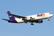 FedEx Boeing 767-3S2F(ER) (N136FE) at  Windsor Locks - Bradley International, United States
