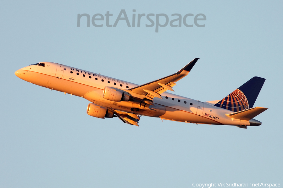 United Express (SkyWest Airlines) Embraer ERJ-175LR (ERJ-170-200LR) (N136SY) | Photo 92308