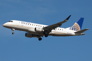 United Express (SkyWest Airlines) Embraer ERJ-175LR (ERJ-170-200LR) (N136SY) at  Los Angeles - International, United States