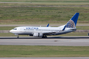 United Airlines Boeing 737-724 (N13716) at  Houston - George Bush Intercontinental, United States