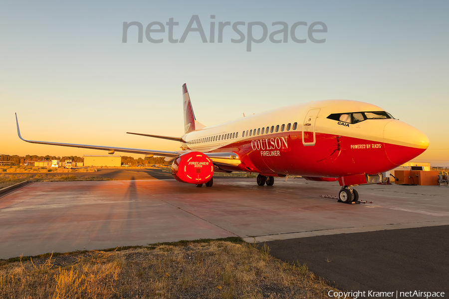 Coulson Flying Tankers Boeing 737-3H4 (N137CG) | Photo 676979