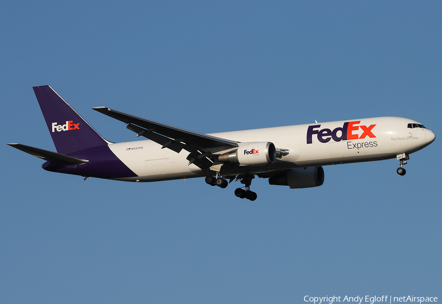 FedEx Boeing 767-3S2F(ER) (N137FE) | Photo 381126