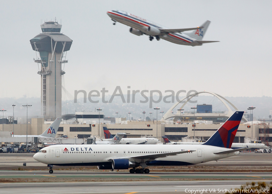 Delta Air Lines Boeing 767-332 (N138DL) | Photo 11320
