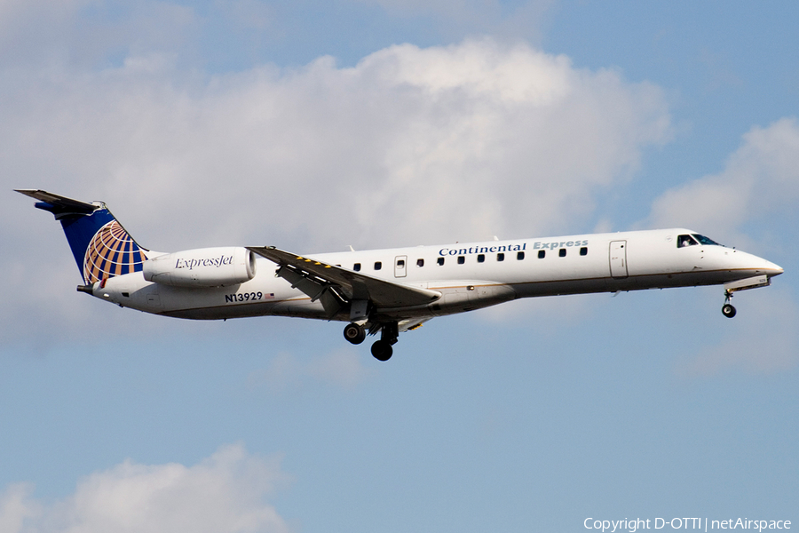 Continental Express (ExpressJet) Embraer ERJ-145EP (N13929) | Photo 177408