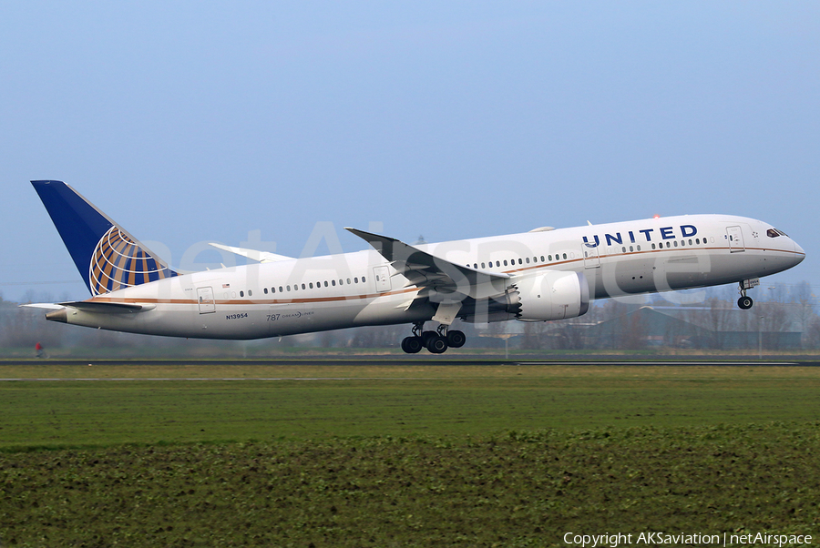 United Airlines Boeing 787-9 Dreamliner (N13954) | Photo 116543