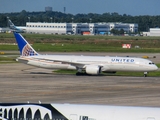 United Airlines Boeing 787-9 Dreamliner (N13954) at  Houston - George Bush Intercontinental, United States