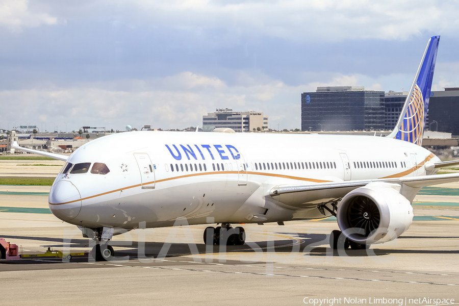 United Airlines Boeing 787-9 Dreamliner (N13954) | Photo 426795