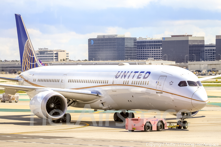 United Airlines Boeing 787-9 Dreamliner (N13954) | Photo 426797