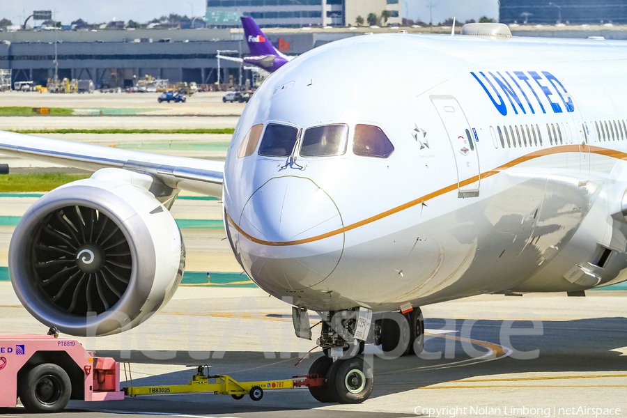 United Airlines Boeing 787-9 Dreamliner (N13954) | Photo 439515