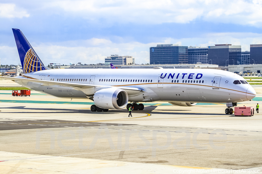 United Airlines Boeing 787-9 Dreamliner (N13954) | Photo 439516