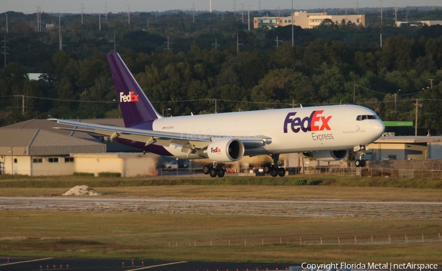 FedEx Boeing 767-3S2F(ER) (N139FE) | Photo 299839
